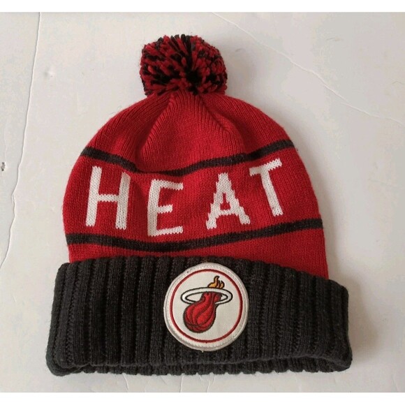 Miami Heat Beanie Pom Pom Black Red Embroidered OSFA - Picture 1 of 7